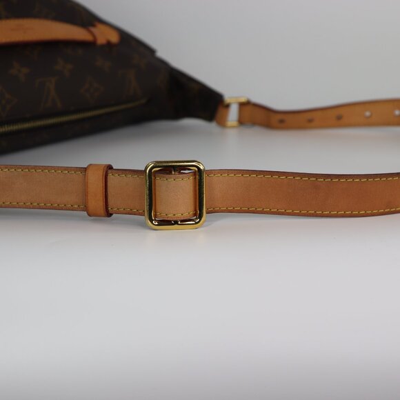 Louis Vuitton Monogram Bumbag - Picture 7 of 16